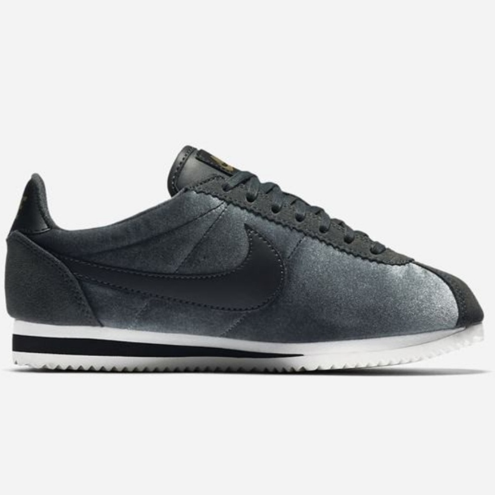 Nike Classic Cortez SE - Picture 6 of 6